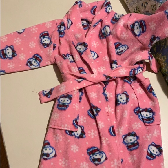Hello Kitty Robe - Picture 1 of 3